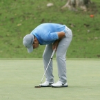 miguel tabuena missed eagle putt in hole 8