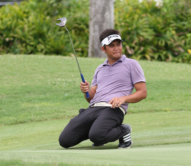 Clyde Mondilla reacts after failing to cap his romp with a birdie on the 72nd hole.
