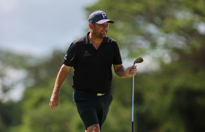 Van der Valk clings to slim lead as ICTSI Eagle Ridge heads for a thrilling finale Van der Valk clings to slim lead as ICTSI Eagle Ridge heads for a thrilling finale