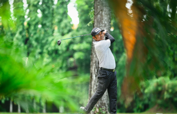 Ababa, Arbole battle back to form, share Negros Classic lead with 65s