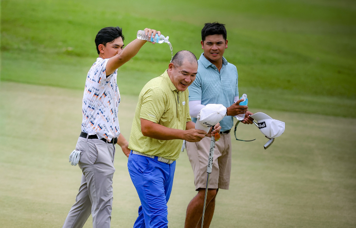 Unflappable Que repels Chan to win Summit Point crown