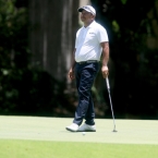 marabe disapointed with his short putt in 13