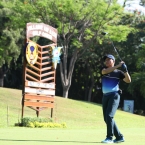 commanding general of the phil air force gerald kintanar ,do the ceremonial tee to open the game