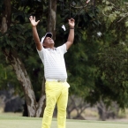 tony lascuna reacts after missing a berdie putt in hole 6 parr 3